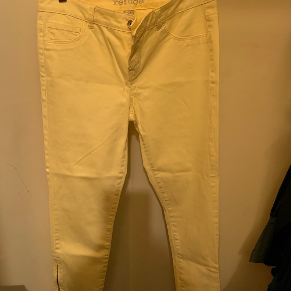 Pants - Picture 2 of 4